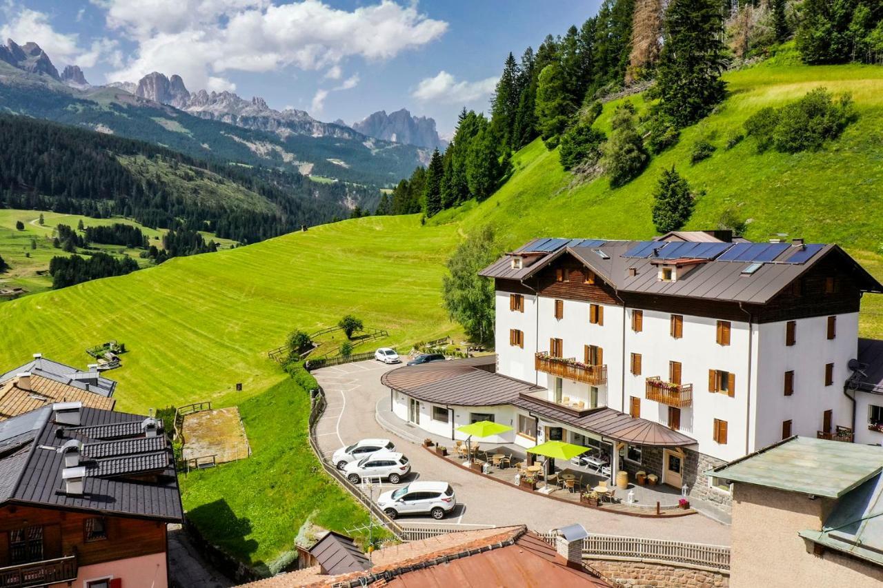 Ciasa Alpina Relax Hotel Moena Esterno foto