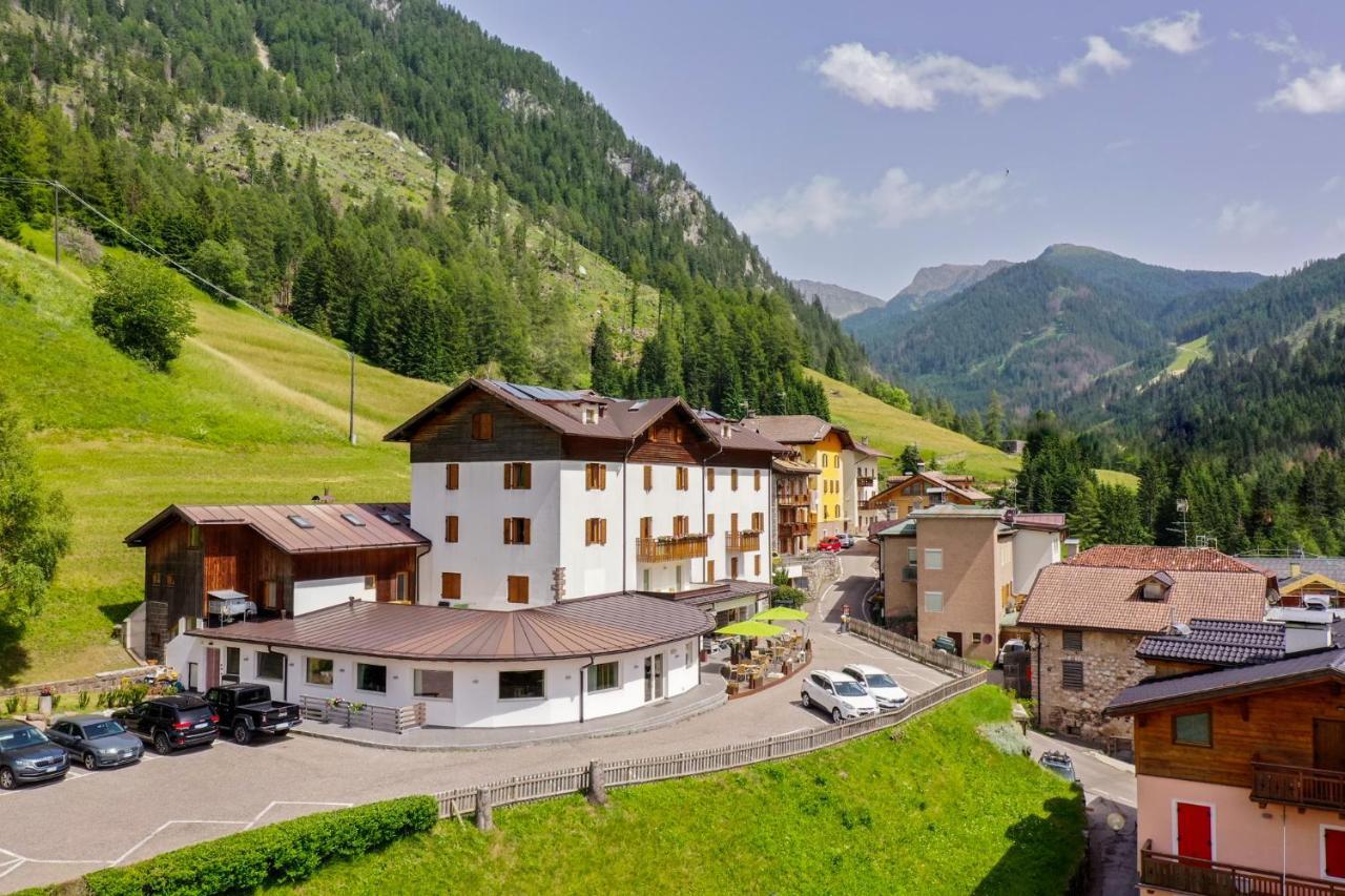 Ciasa Alpina Relax Hotel Moena Esterno foto