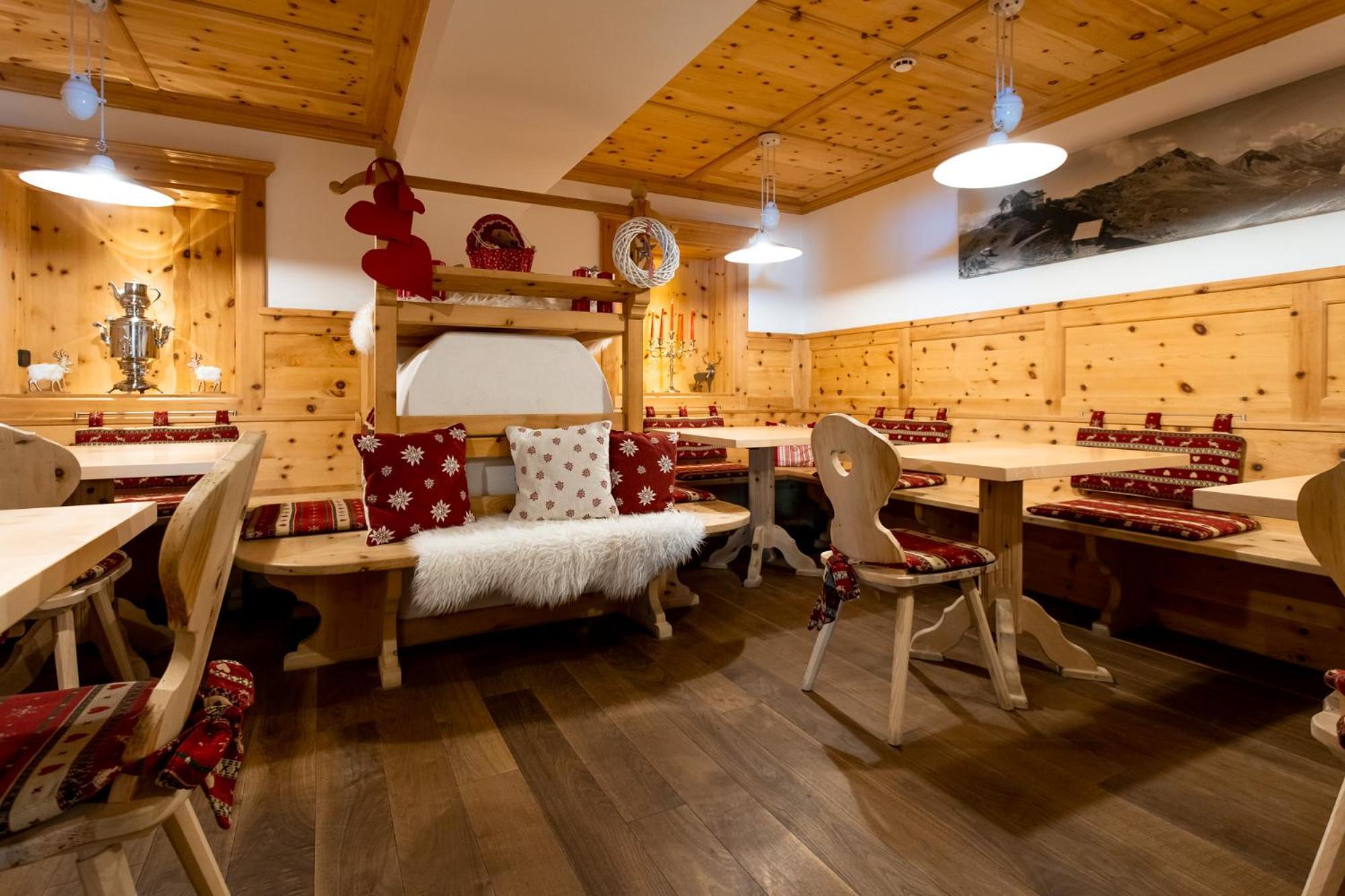Ciasa Alpina Relax Hotel Moena Esterno foto
